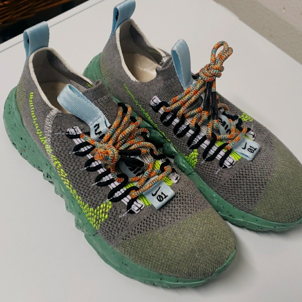 Nike space hippie 01